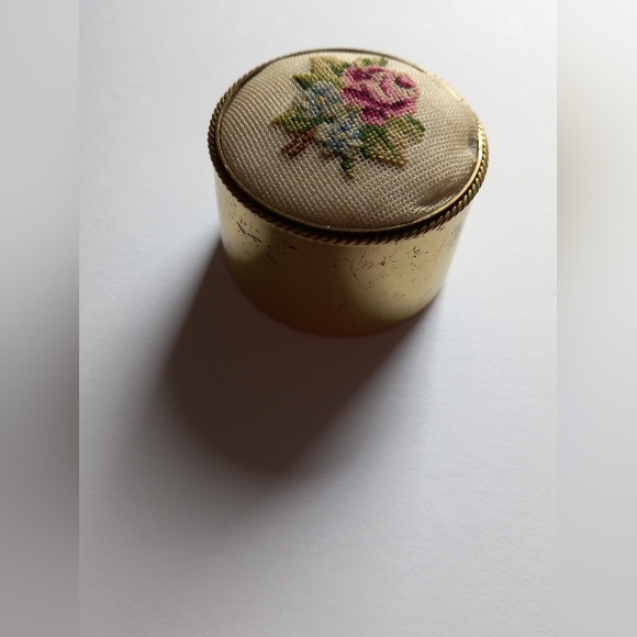 Vintage Floral Petit Point Pin, Needlepoint, Jewelry Trinket box - Picture 3 of 6